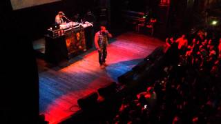Chino XL Entrance & Performing "Father's Day" @HOBHollywood