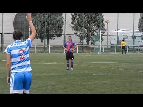 Uxue atrapa balón (Bizkerre 2-1 Leioako) - www.ligasfutbolfemenino.com
