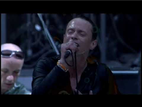 Rebelheart - Juodas Lietus (live at Rod Stewart Concert)