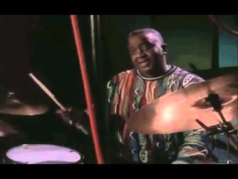 Steely Dan with Bernard "Pretty" Purdie - Home at last.flv