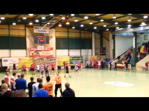 Końcówka meczu Piotrkowianin - PE Gwardia Opole