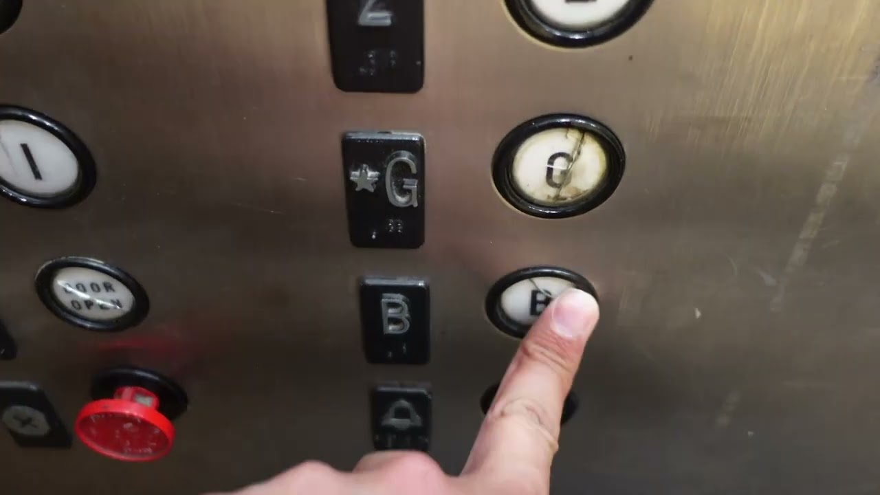 Dover Traditional Hydraulic Elevator @ Williams Hall ISU, Normal, IL