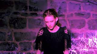 Leelou. "Devil or angel" Lou Doillon