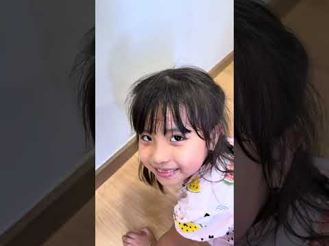 LNS - Chị gái cần sự trợ giúp & em gái tốt bụng || Poor big sister & kind girl #shorts