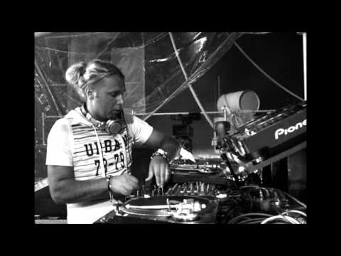 DanieleMondello@Decibeloutdoor2010-ZX aka Zenith & Avex - Scream