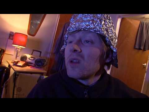 Limmy's Show: Dee Dee: Moon