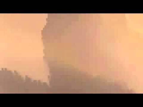 استهداف الطائرات عند هبوطها في مطار دير الزور العسكري من قبل كتيبة سيوف الحق