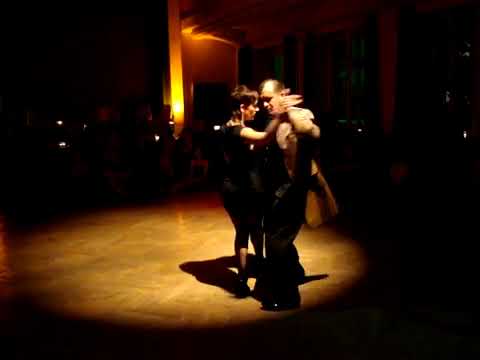TANGO. Karo Pizzo y Facundo Gíl Jáuregui. Rain over Santiago en Viena
