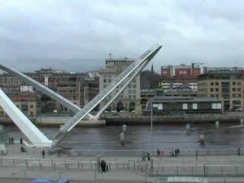 Newcastle's millenium bridge FAST