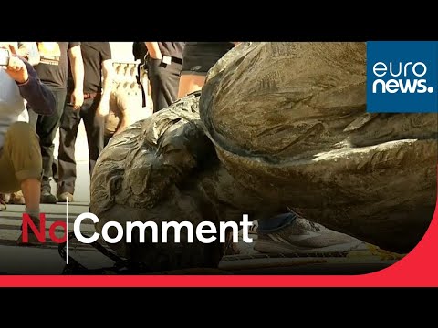 St Paul : symbole du génocide contre les Amérindiens, la statue de Christophe Colomb renversée