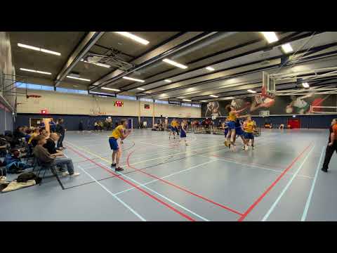 1st quarter Celeritas Donar vs Hoppers