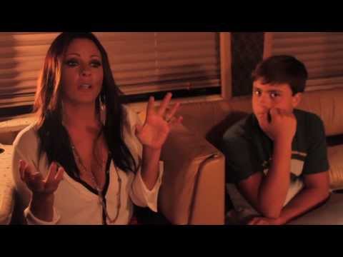 Sara Evans - Simply Sara - He Buys Me Flowers Webisode