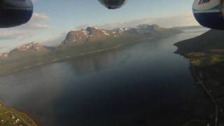 preview picture of video 'RC Boeing 777 over Straumsbukta.wmv'