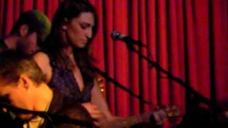 Sara Bareilles - Sullivan Street (counting crows cover) live @ hotel cafe 010509