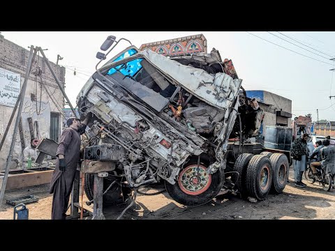 Hino Truck Huge Dangerous Road Accident Cabin Chassis Amazing Repairing And Restoration Pakistan Man