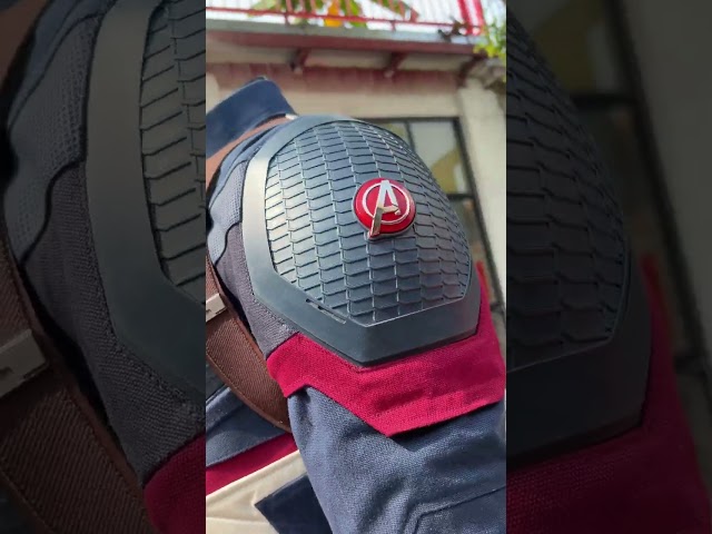 Vídeo relacionado con Captain America Estrella y Escudo Endgame Traje Estilo Billetera/Cartera Bi-Fold ID & Tarjetero, Azul