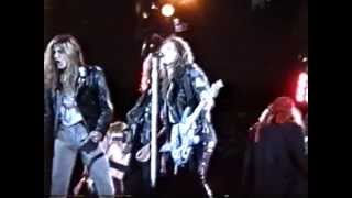 Bon Jovi, Skid Row, Billy Squier &amp; Sam Kinison  - Wild Thing (Giants Stadium, NJ 1989)