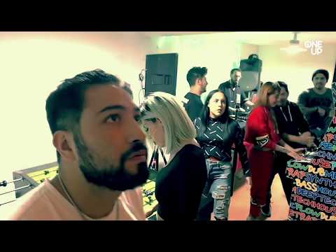 One Up 001 / RAFA BARRIOS