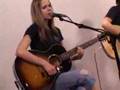 Avril Lavigne - Don't Tell Me (Acoustic) 