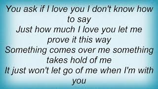 Skeeter Davis - Something Comes Over Me Lyrics