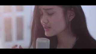 Bernadeta Fenny - Kaulah Segalanya (Cover Ruth Sahanaya)