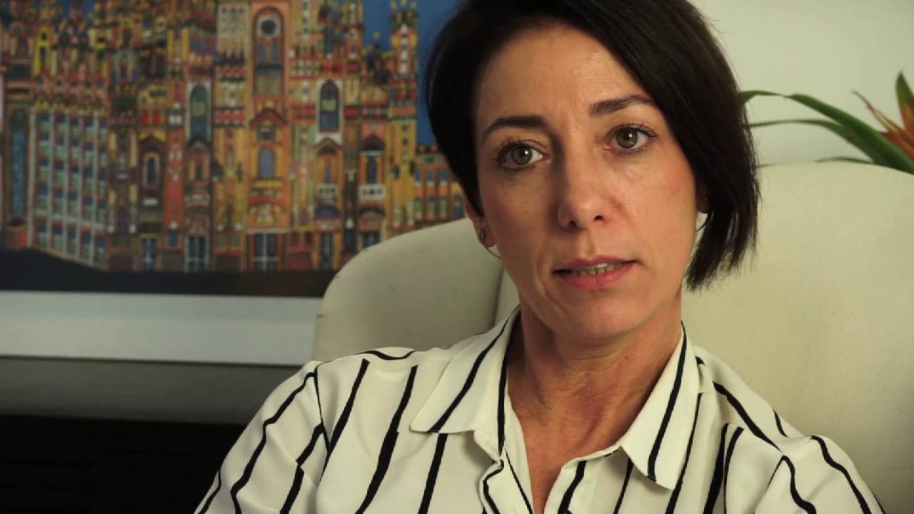 A TRANSMISSÃO NA PSICANÁLISE - ENTREVISTA VERA IACONELLI - OS PSICANALISTAS E SUAS ANÁLISES #20