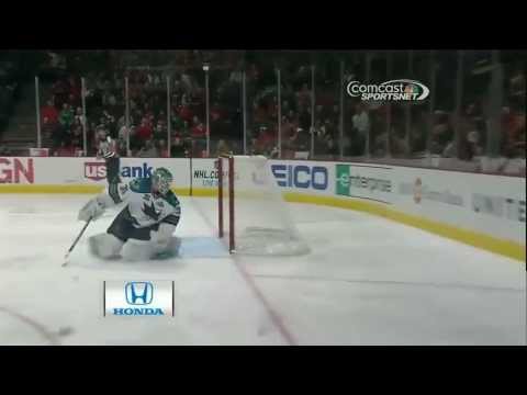 Marcus Kruger weird goal on Antti Niemi. Feb 15th 2013