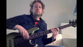 John Entwistle Challenge - De Bassist Magazine - Leon Zandman