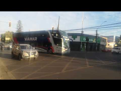 Bus de la empresa víamar pasando por el centro de Villa alemana 