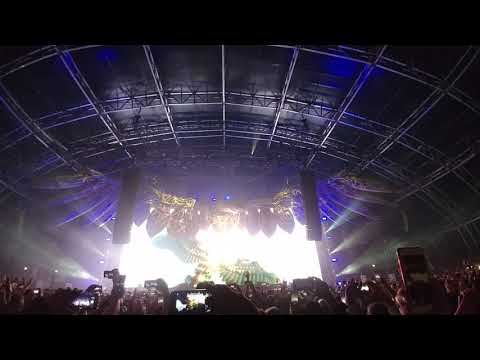 Steelyard Liverpool 07.12.2019 (Creamfields) - Dimitry Vegas & Like Mike (entrance) #1