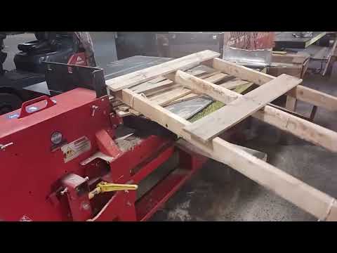 pallet life dismantler