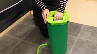 How to remove the bucket lid on the Sabco Rinse n' Wring Mop