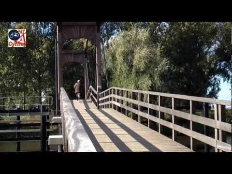 Wooden bicycle drawbridge 's-Hertogenbosch (Netherlands)