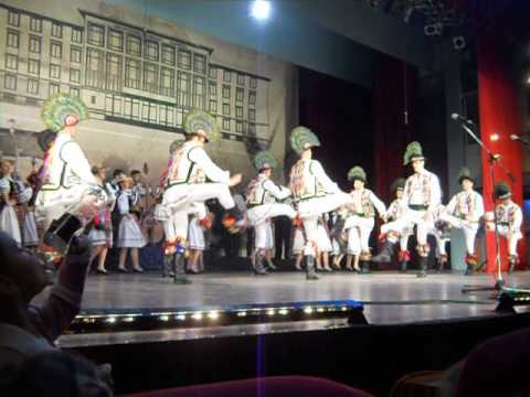 Ansamblul Romanasul spectacol 7 mai 2015 CCS Cluj Dans din Nasaud