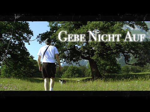 AKZSZ - Gebe Nicht Auf [Offizielles Musikvideo]