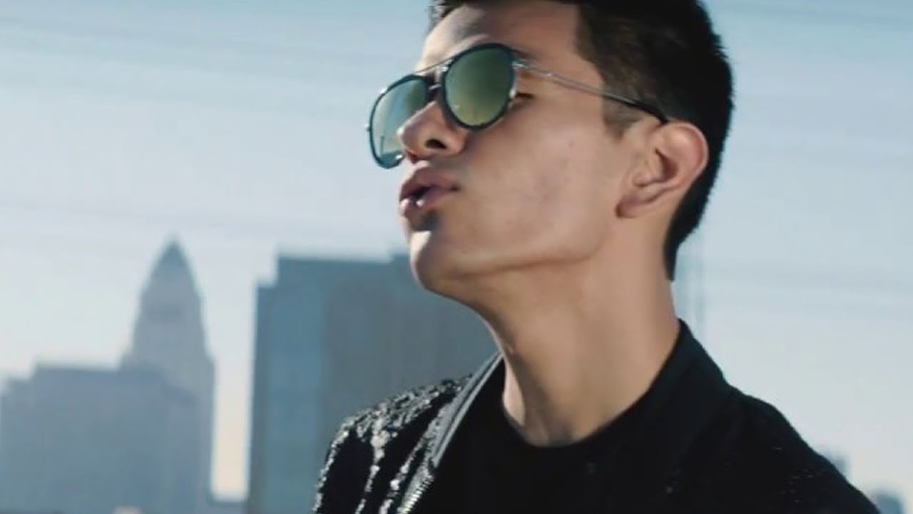 Portada de la cancion Mi vida eres tu del artista Virlan Garcia