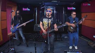 Download lagu Qiara - Hanya Padamu & Yang Terjadi Tetap Terjadi di Studio Kool (Live) mp3