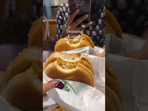 Desi twinning?  #desi #desiaesthetic #twinning #kurti #jhumke