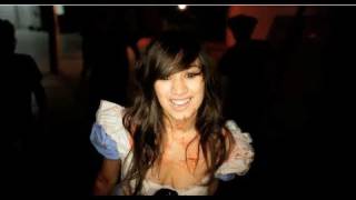 ‪I&#39;ll Make a Zombie Slayer Out of You! (MULAN PARODY) - Kimmi Smiles‬