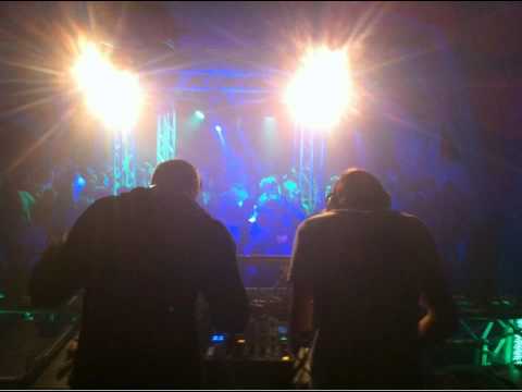 Boing Clash Jump Suckaz! (Wasted on Sound Mashup)   Bingo Players vs. TJR vs. Henry Fong