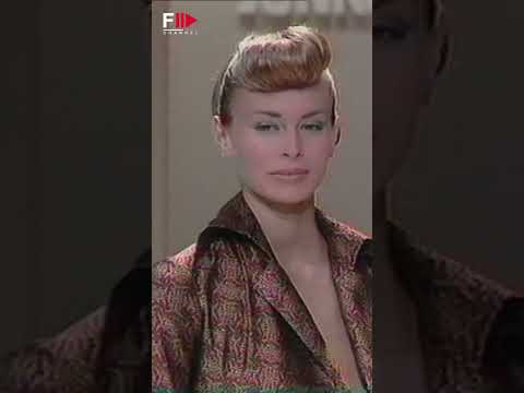 Vintage in Pills JUNKO SHIMADA Fall 1995 - Fashion Channel #shorts