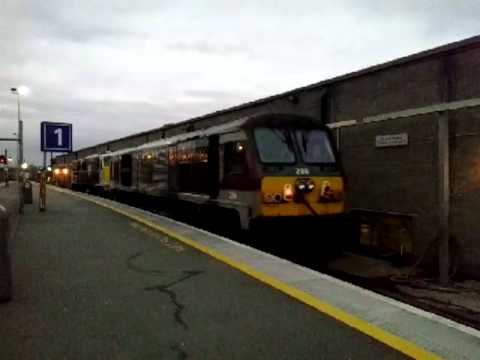 GM 086 Hauling 206 dead out of Connolly 21/11/2013