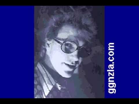 ggnzla KARAOKE 151, R. Stevie Moore - JUMP OUT IN FRONT OF A CAR