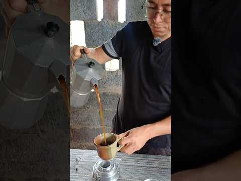 Moka Italiana con Café Cholejo Tradición con Innovación Sasaima Cundinamarca Colombia.