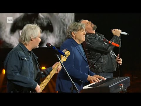 I Nomadi in "Io vagabondo" e "Dio è morto" - I migliori anni 20/04/2024