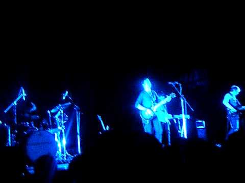 Outside Royalty - Eleanor Rigby (The Beatles cover) (live Lyon 21/03/10)