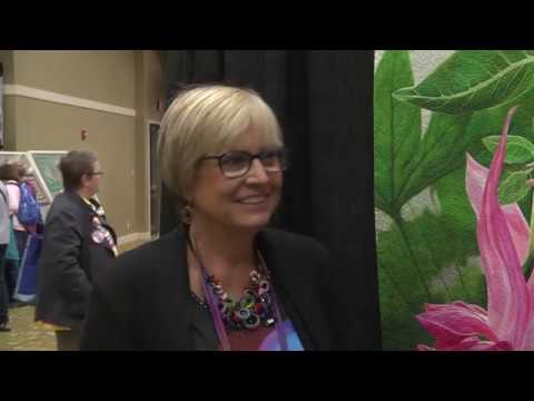 Andrea Brokenshire Wins Hobbs Bonded Fibers Best Wall Quilt Award - Spring Paducah 2019