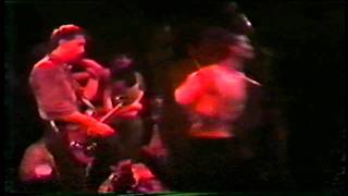 Dead Kennedys (Portland 1983) [12]. Riot