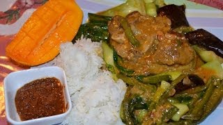 preview picture of video 'Pata Kare Kare recipe - Filipino Food'