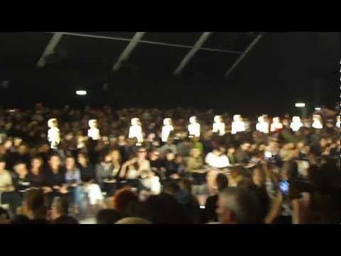 SFILATE DONNA MILANO SS2013 - SPORTMAX